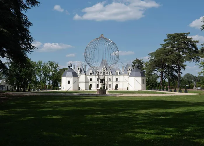 Chateau De Maubreuil