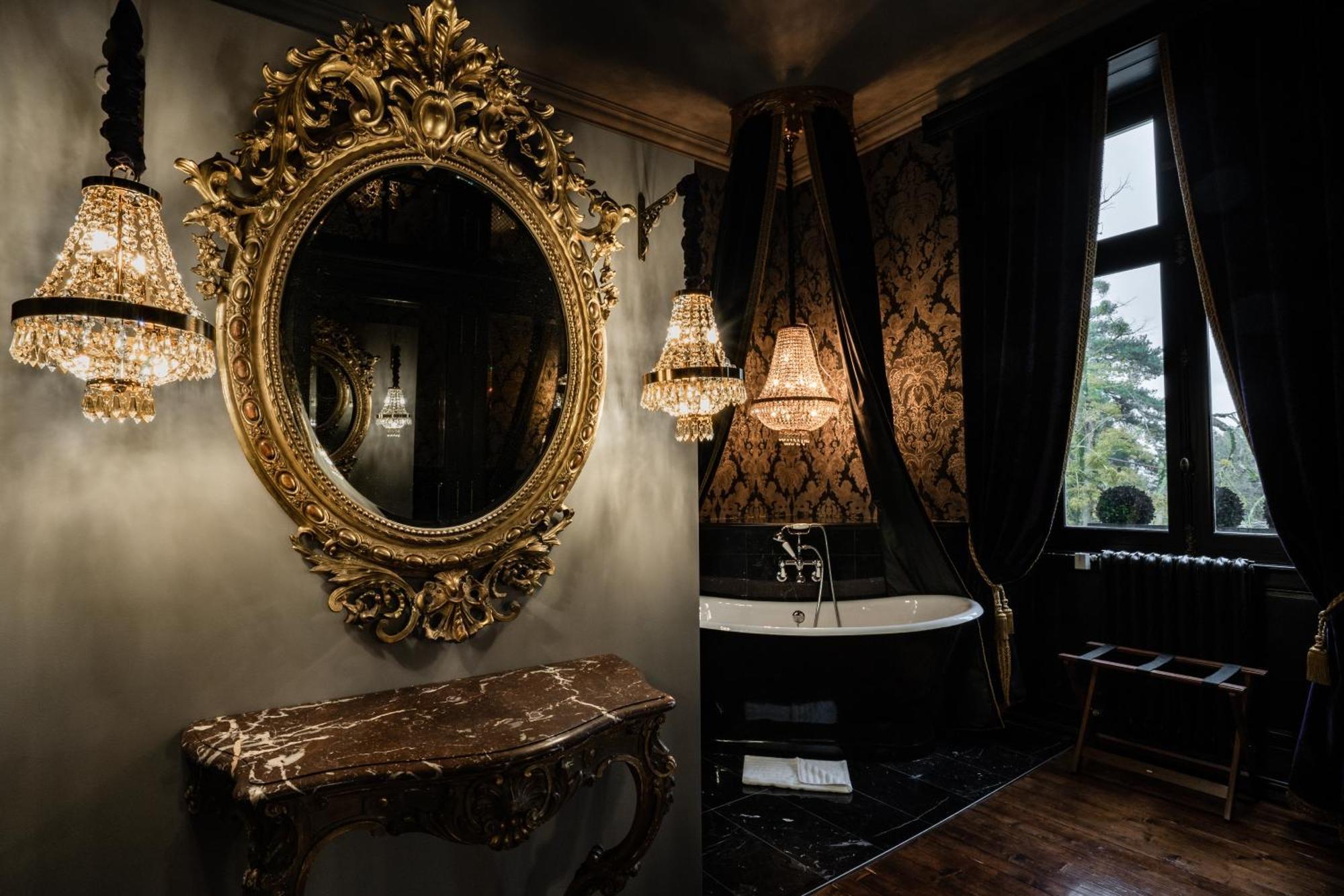 Chateau De Maubreuil 5* Carquefou